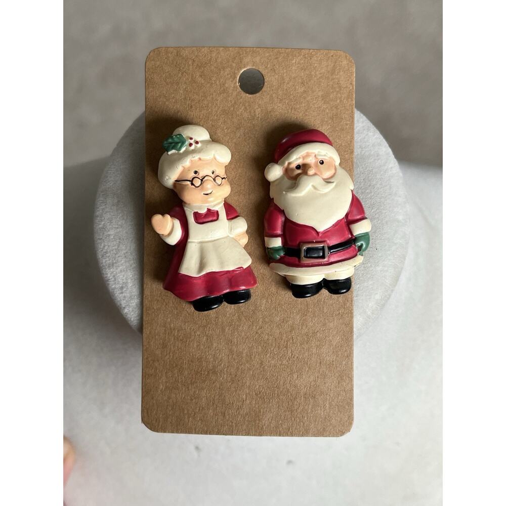 Vintage Christmas Santa Clause Mrs. Clause Stud Earrings Resin Holiday Party Fun